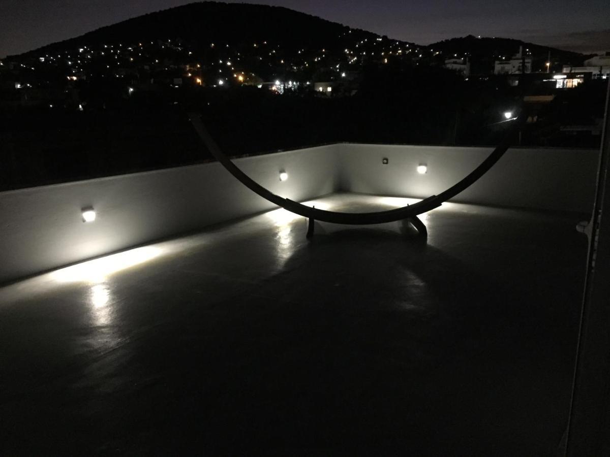 Yoga Euphoria Seaside Apartment Artemida  Exterior foto