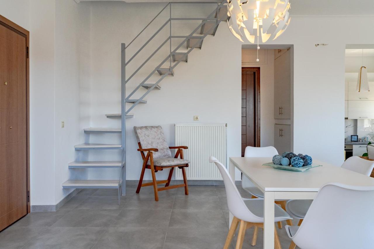 Yoga Euphoria Seaside Apartment Artemida  Exterior foto