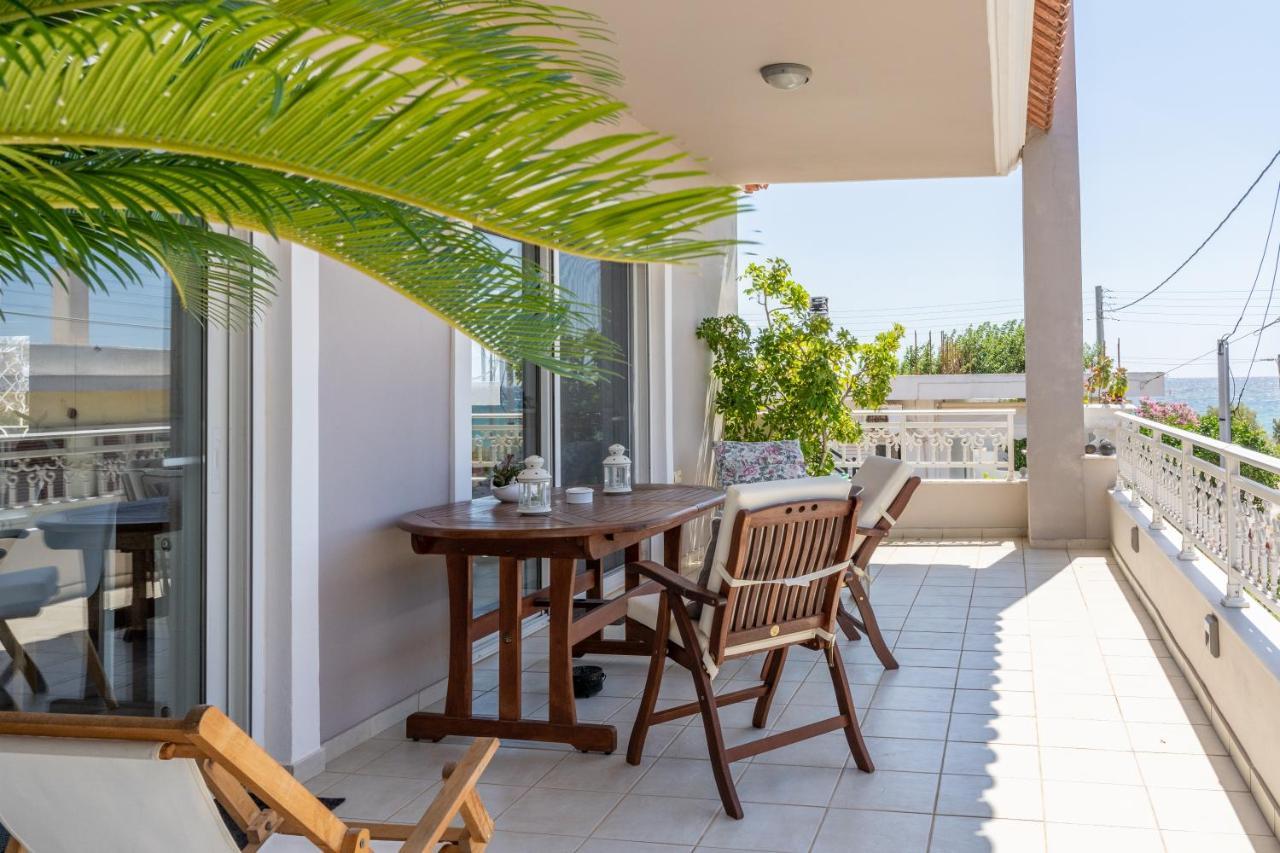 Yoga Euphoria Seaside Apartment Artemida  Exterior foto