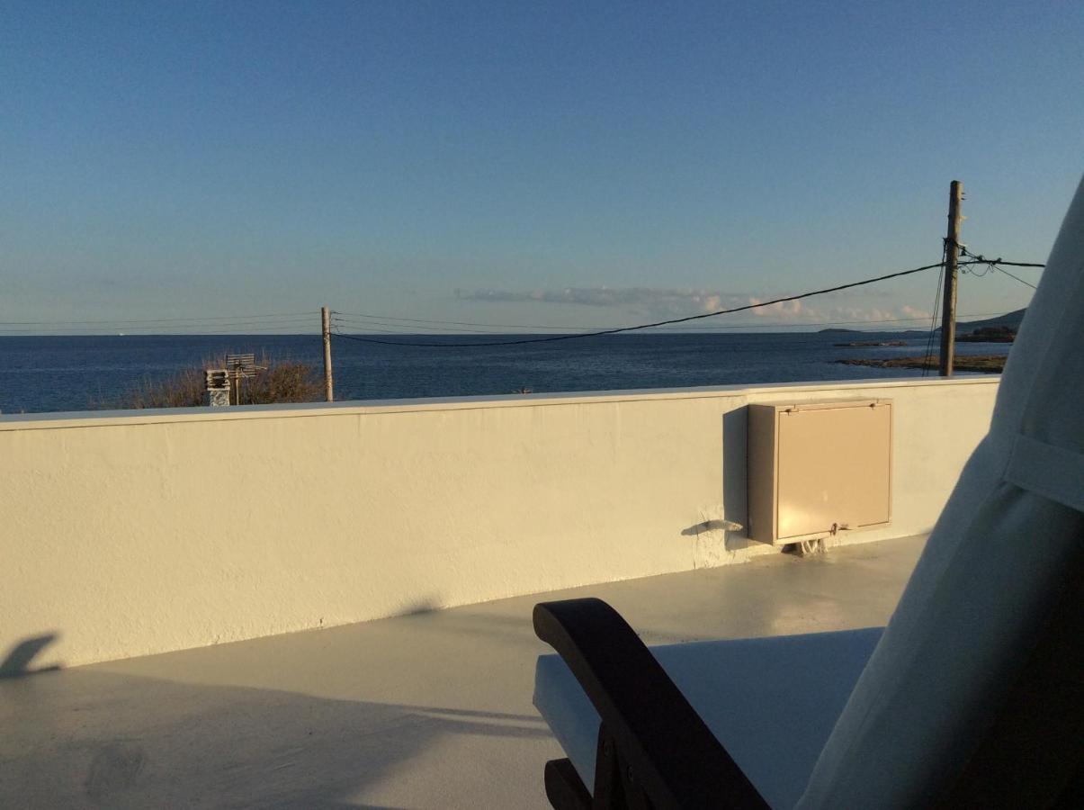 Yoga Euphoria Seaside Apartment Artemida  Exterior foto